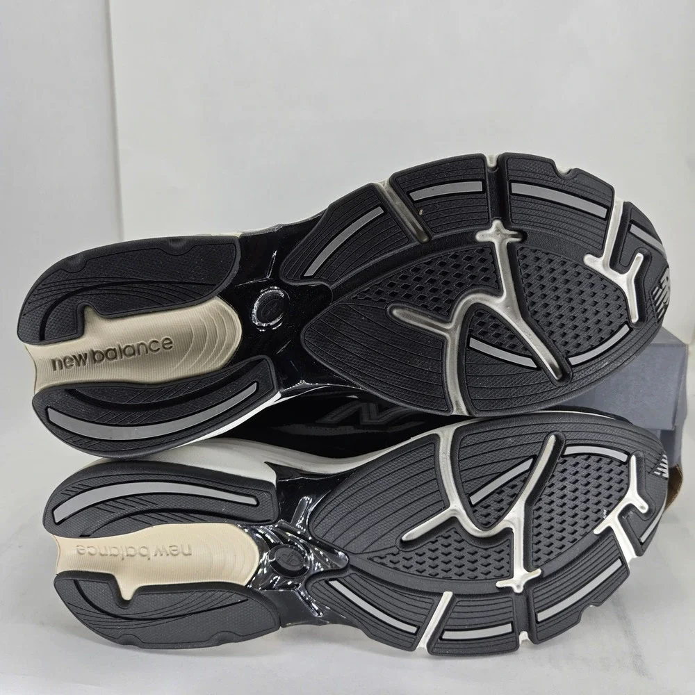 New Balance 2010 Black Grey Suede Mesh Sneakers U2010892 Mens 11.5 Womens 13